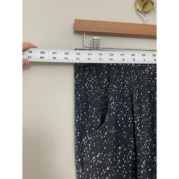 Lululemon & Go City Jogger Butterfly Texture Athleisure‎ Black + White Pant S - Picture 14 of 14